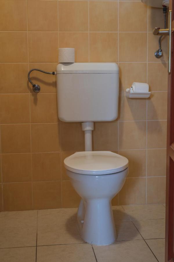 ホテル Olajos Apartman Berekfürdő エクステリア 写真